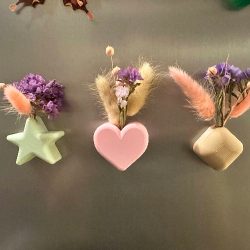 Magnetische mini bloempotjes met droogbloemen